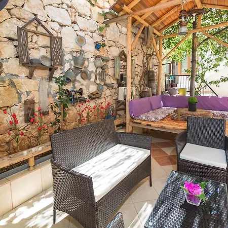 Affittacamere Cemil Kaş